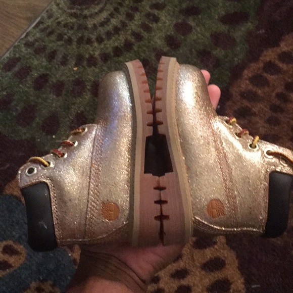 Glitterized Timberland Boots - Picture 3 of 5